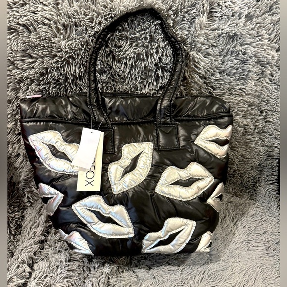 NWT Wildfox Silver Lips Tote Bag – Black Quilted Nylon